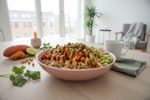 vegane suesskartoffel bowl erdnusssauce 202603150504